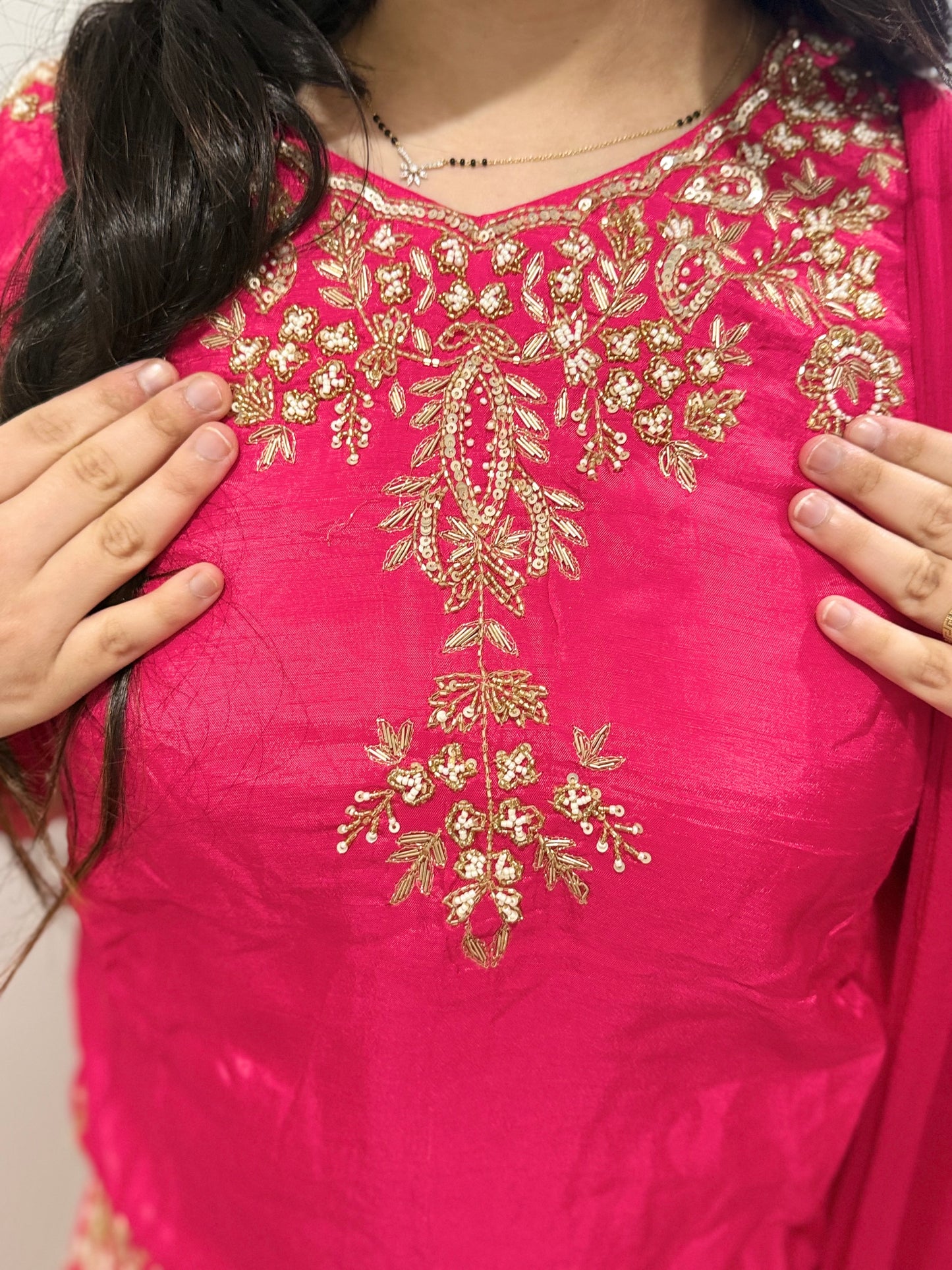 Raazi (Pink)