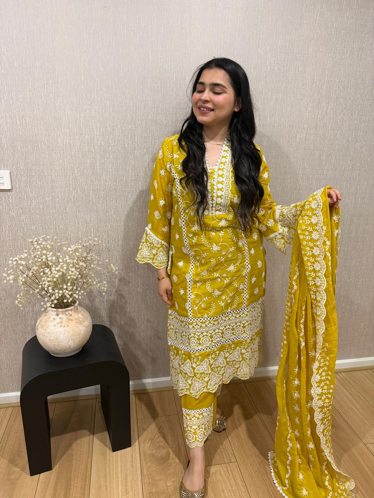 Maahi (Yellow)
